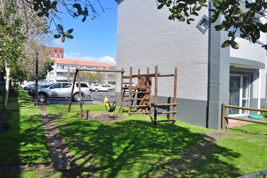 To Let 2 Bedroom Property for Rent in Pinelands Western Cape